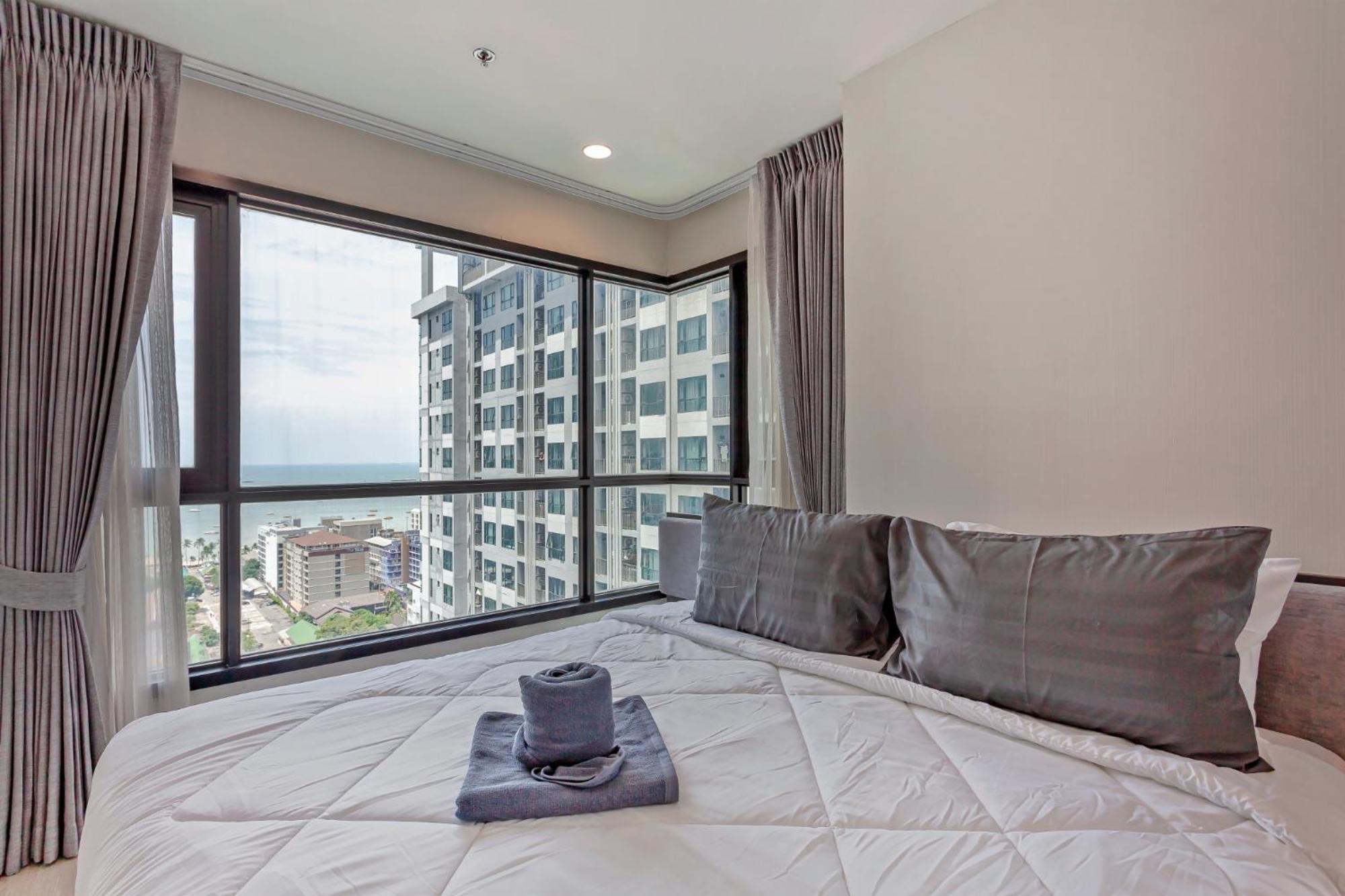 The Sea Base 20th High Floor Apartment Pattaya