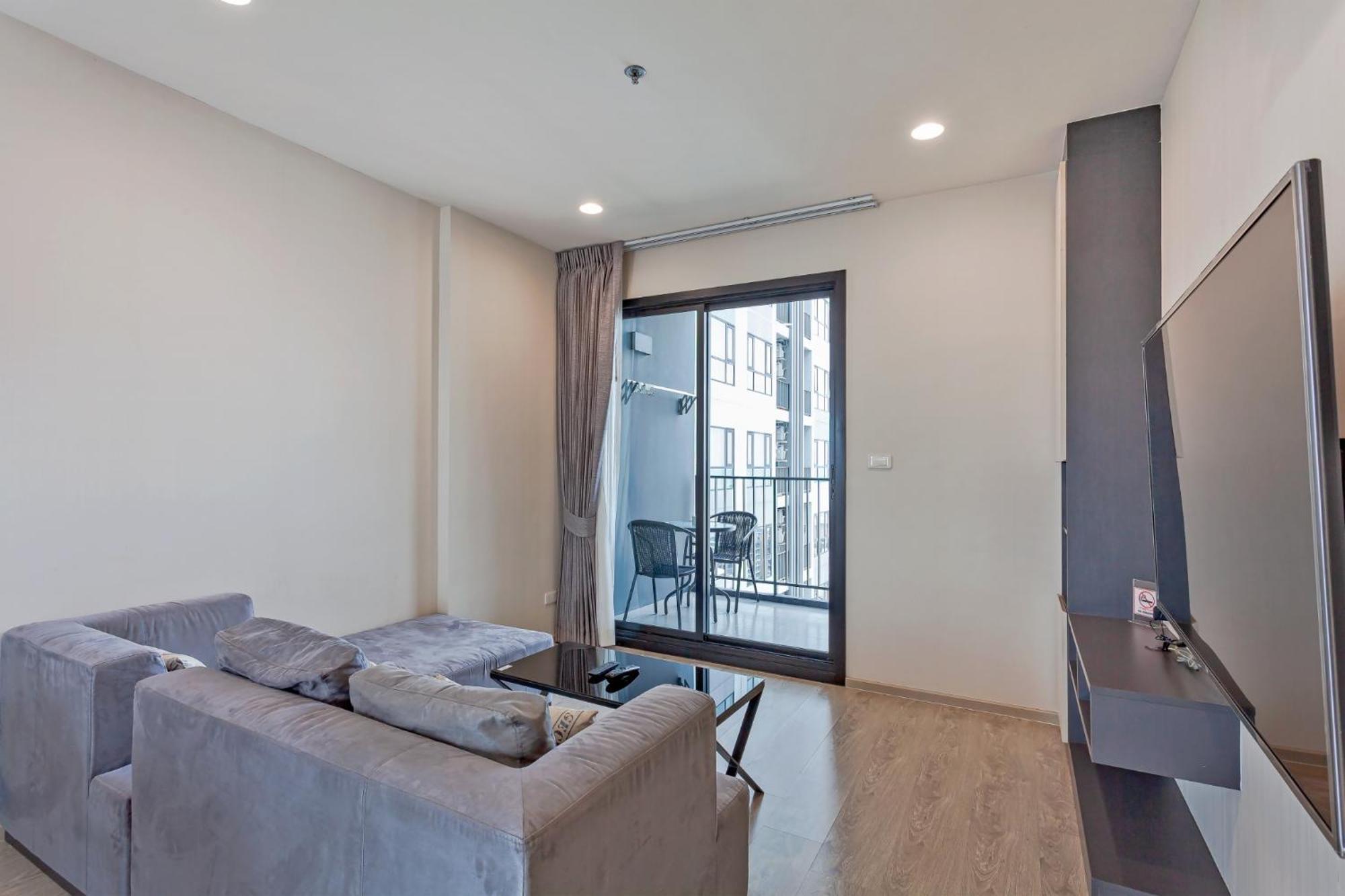 The Sea Base 20th High Floor Apartment