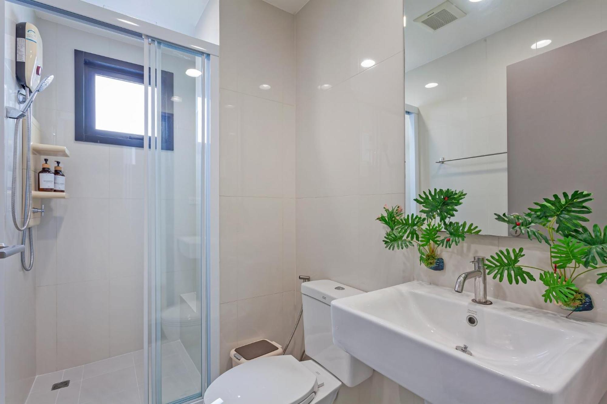 Apartment The Sea Base 20th High Floor
