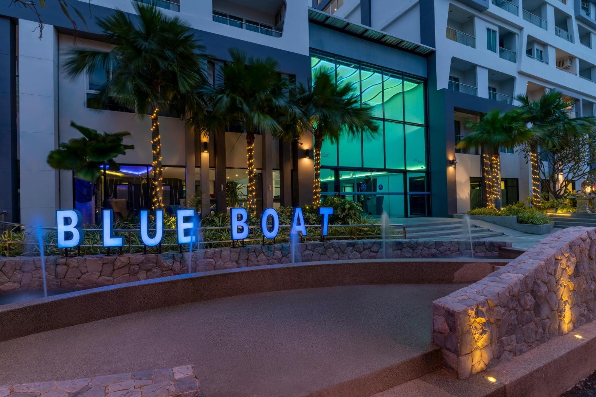 Blue Boat Jc