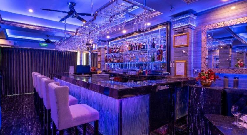 The Globe Hotel, Bar & Restaurant 3* Pattaya