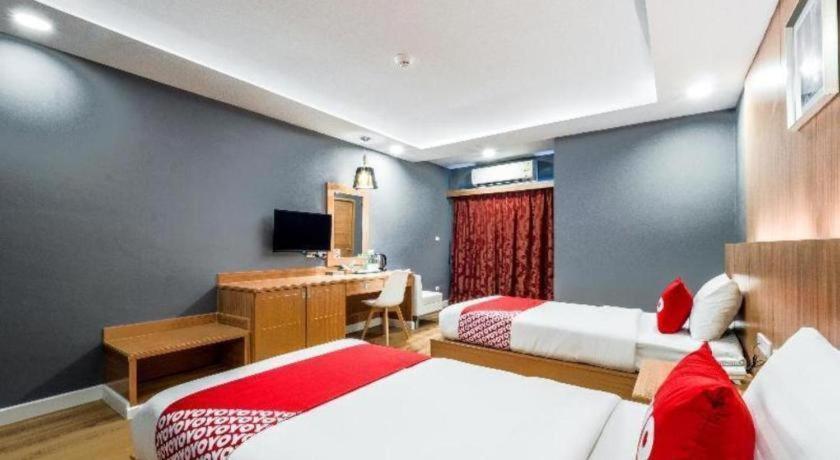 Oyo 1126 Curve Boutique 3* Pattaya