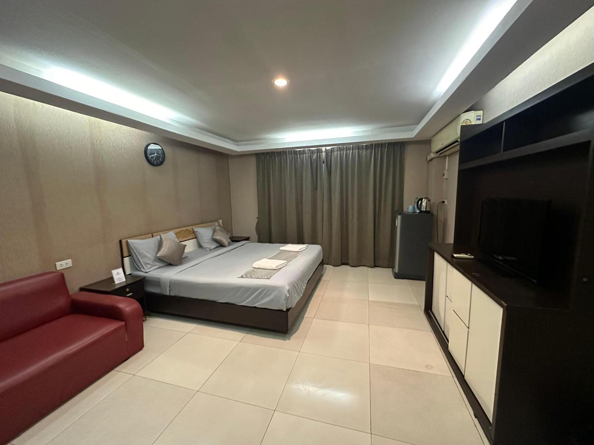 Siamese Serenity Stays-pattaya Hotel