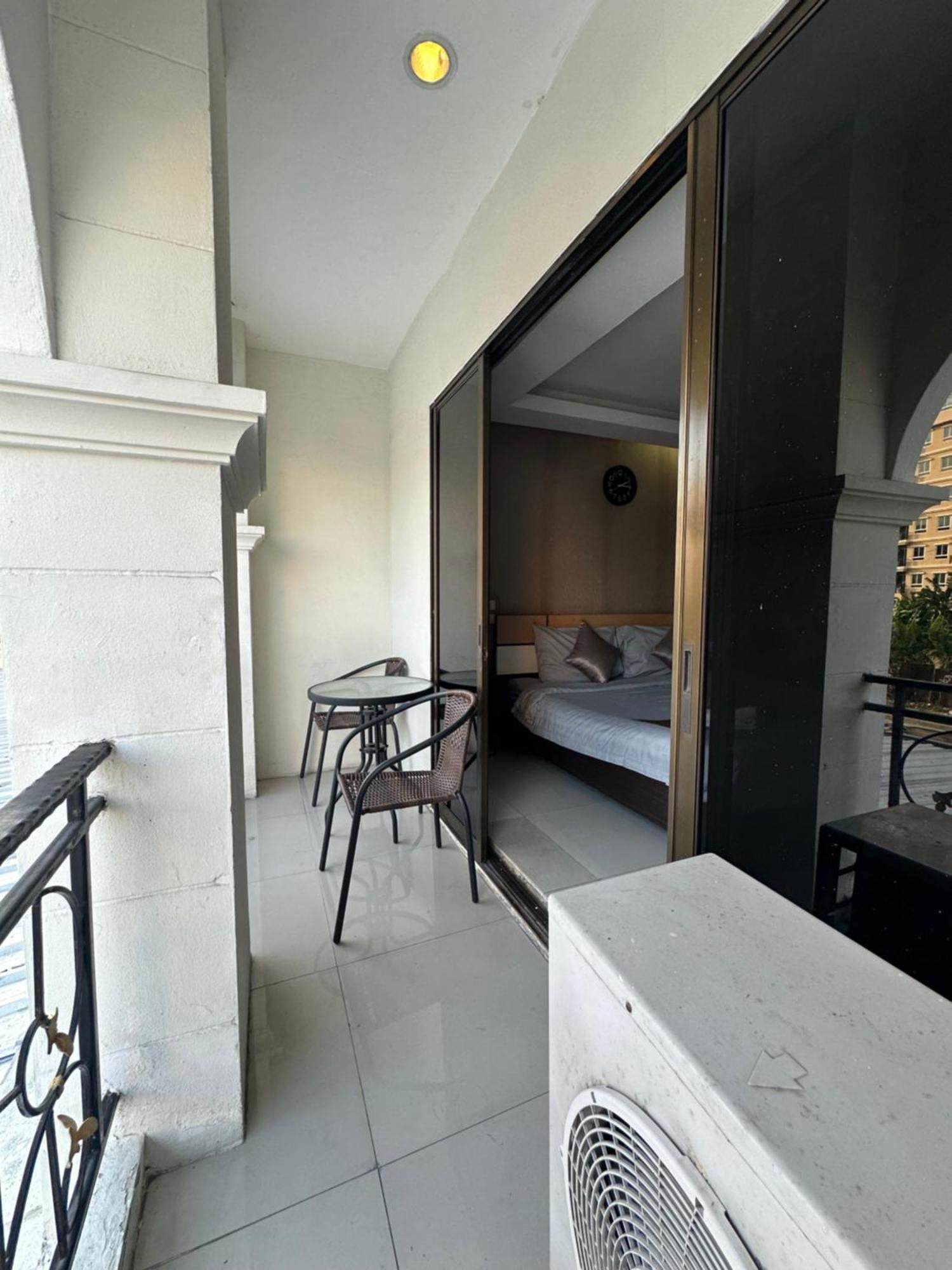 Hotel Siamese Serenity Stays-pattaya
