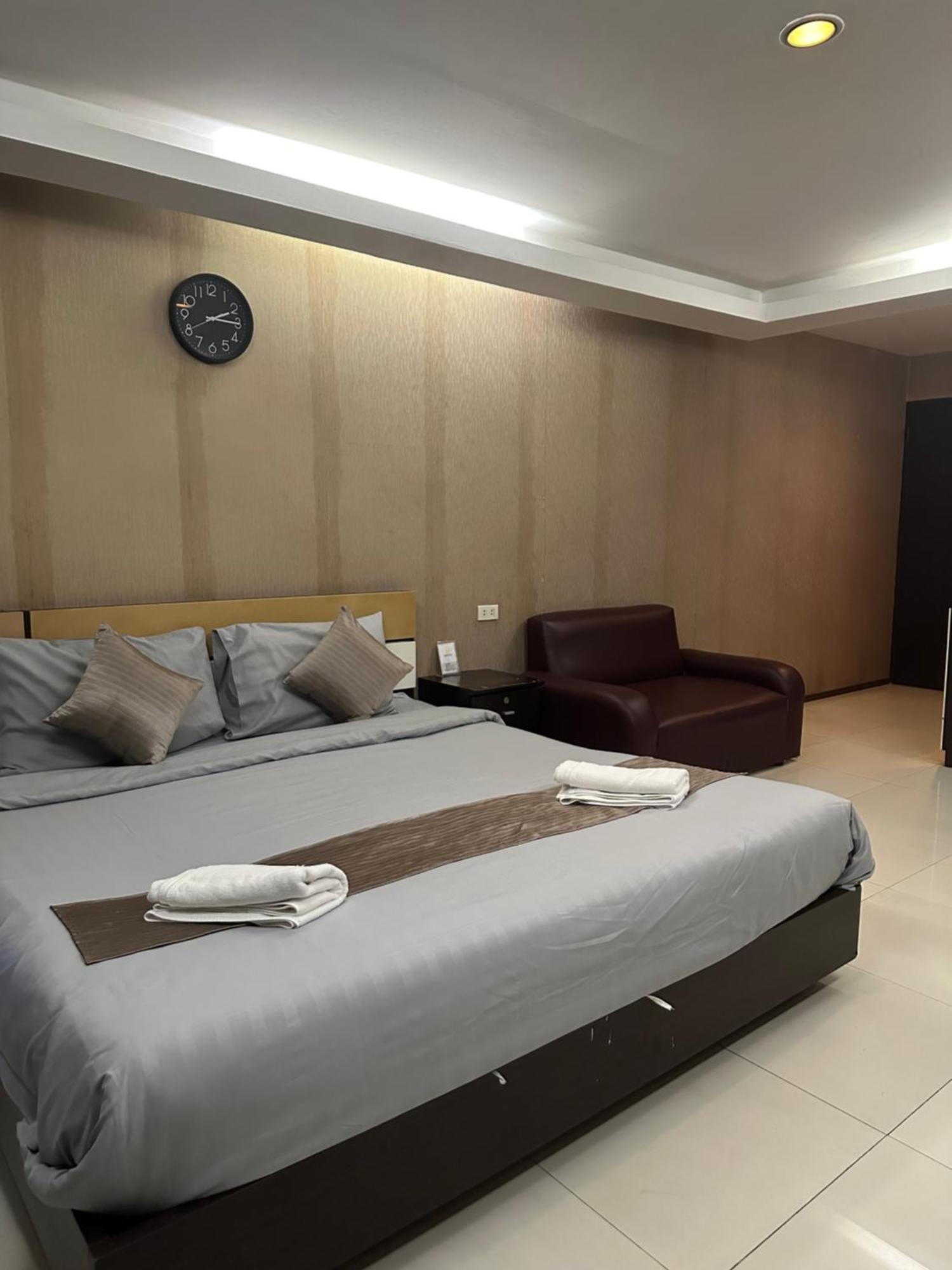 Hotel Siamese Serenity Stays-pattaya