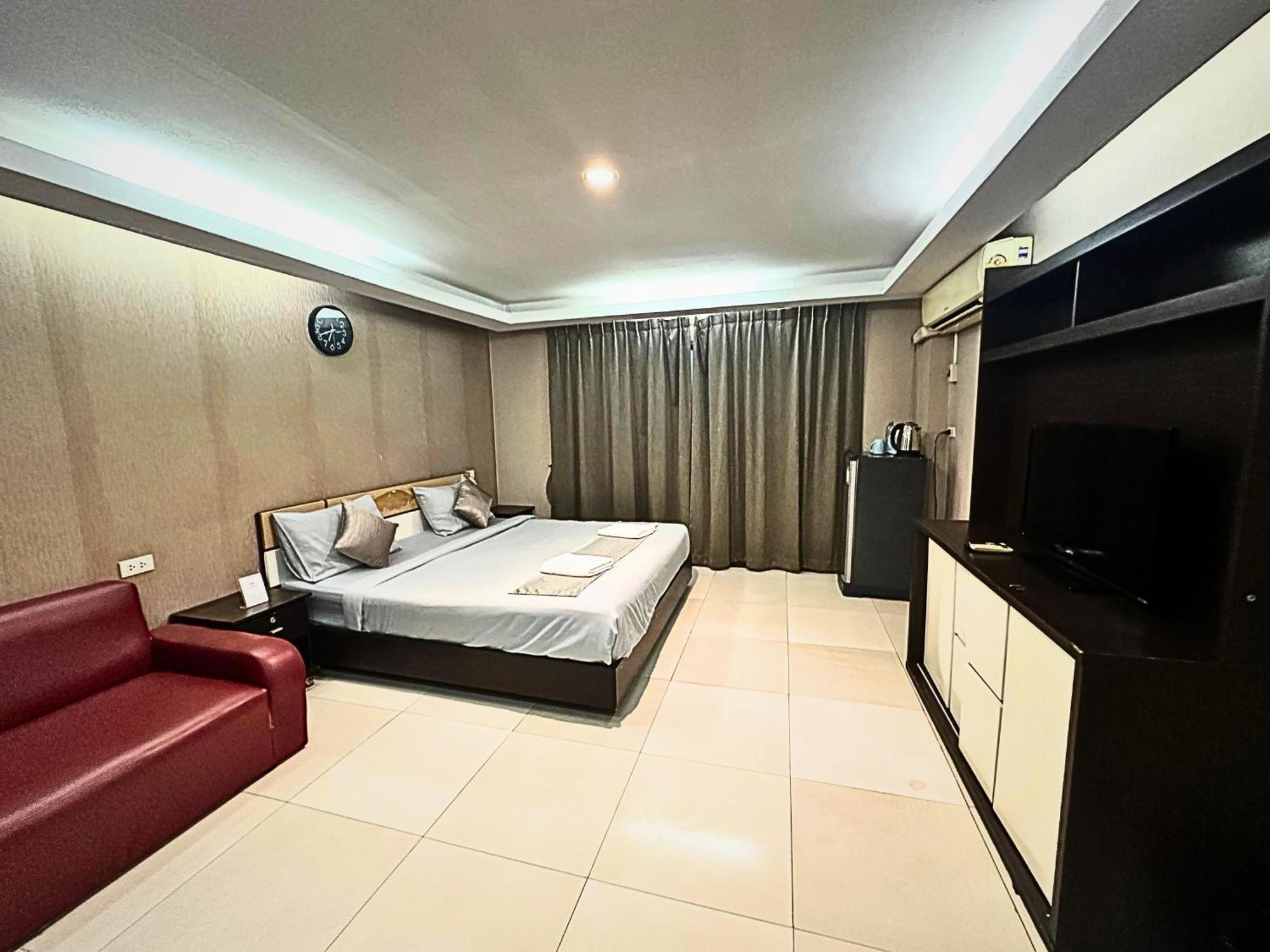 Siamese Serenity Stays-pattaya Hotel 3*