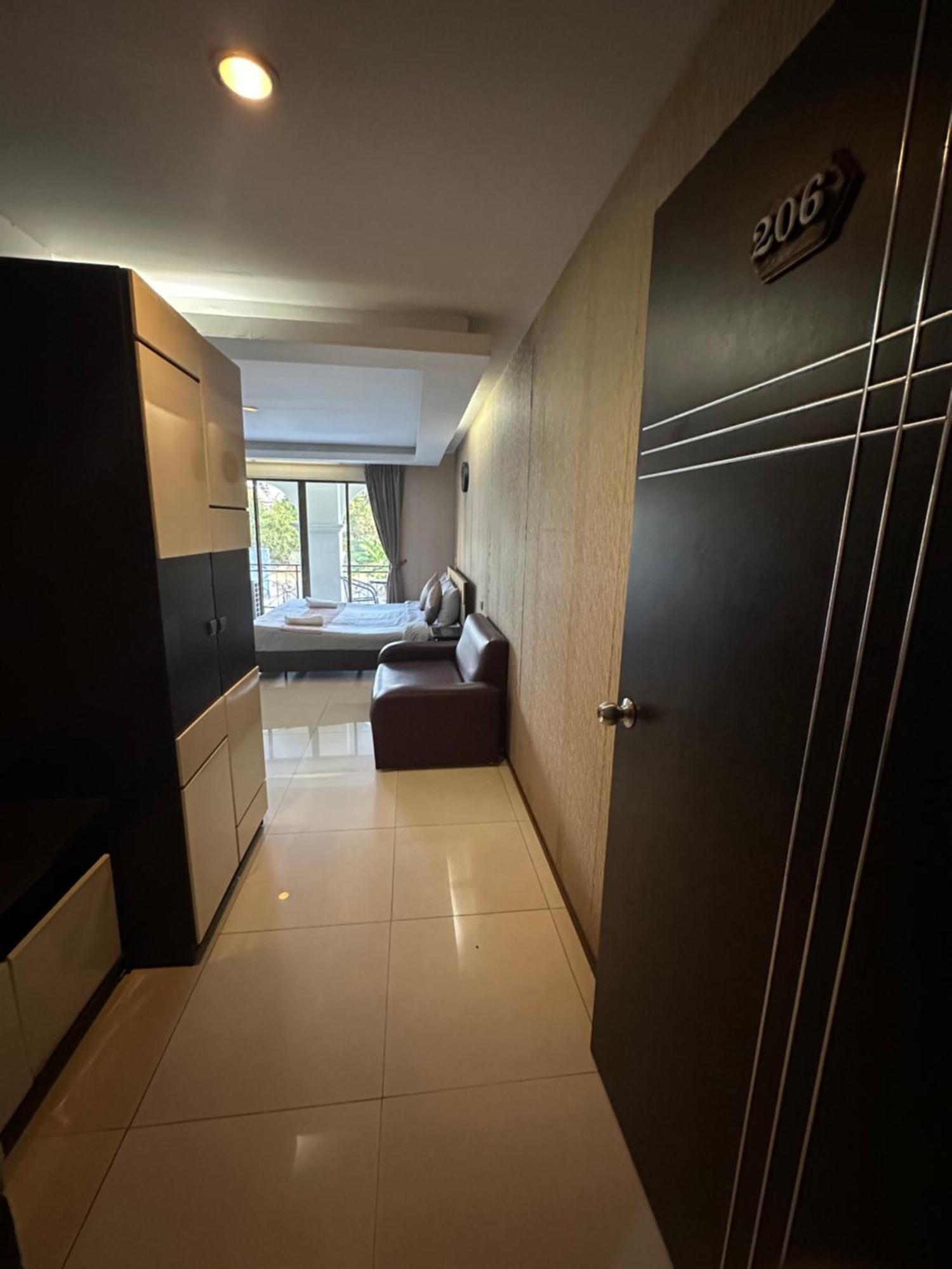 Siamese Serenity Stays-pattaya Pattaya