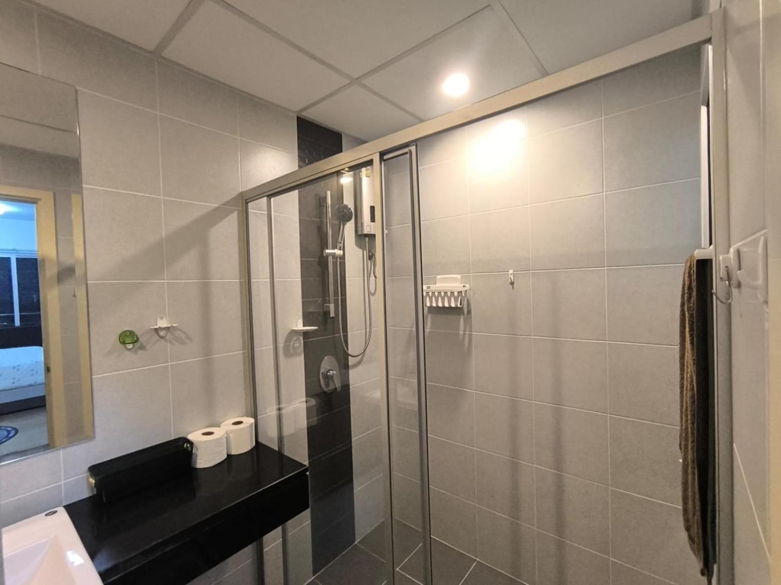 Apartment Supalai Mare 1-bedroom With Balcony & Sea View *