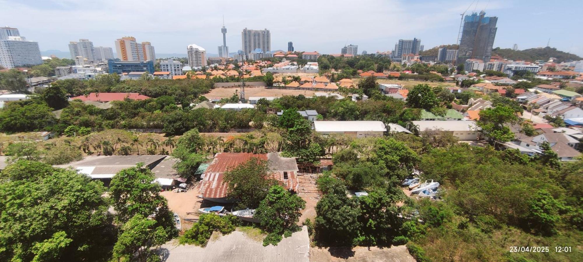 Supalai Mare 1-bedroom With Balcony & Sea View * Pattaya