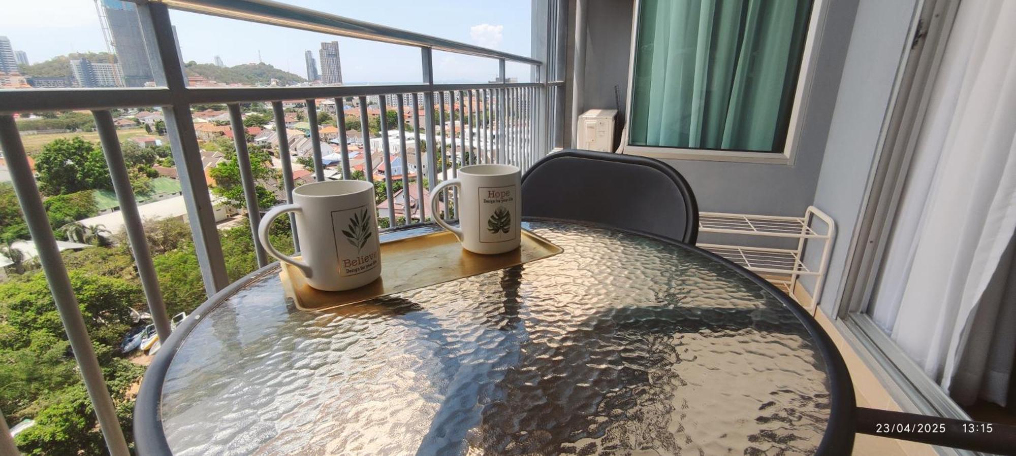 Apartment Supalai Mare 1-bedroom With Balcony & Sea View Pattaya