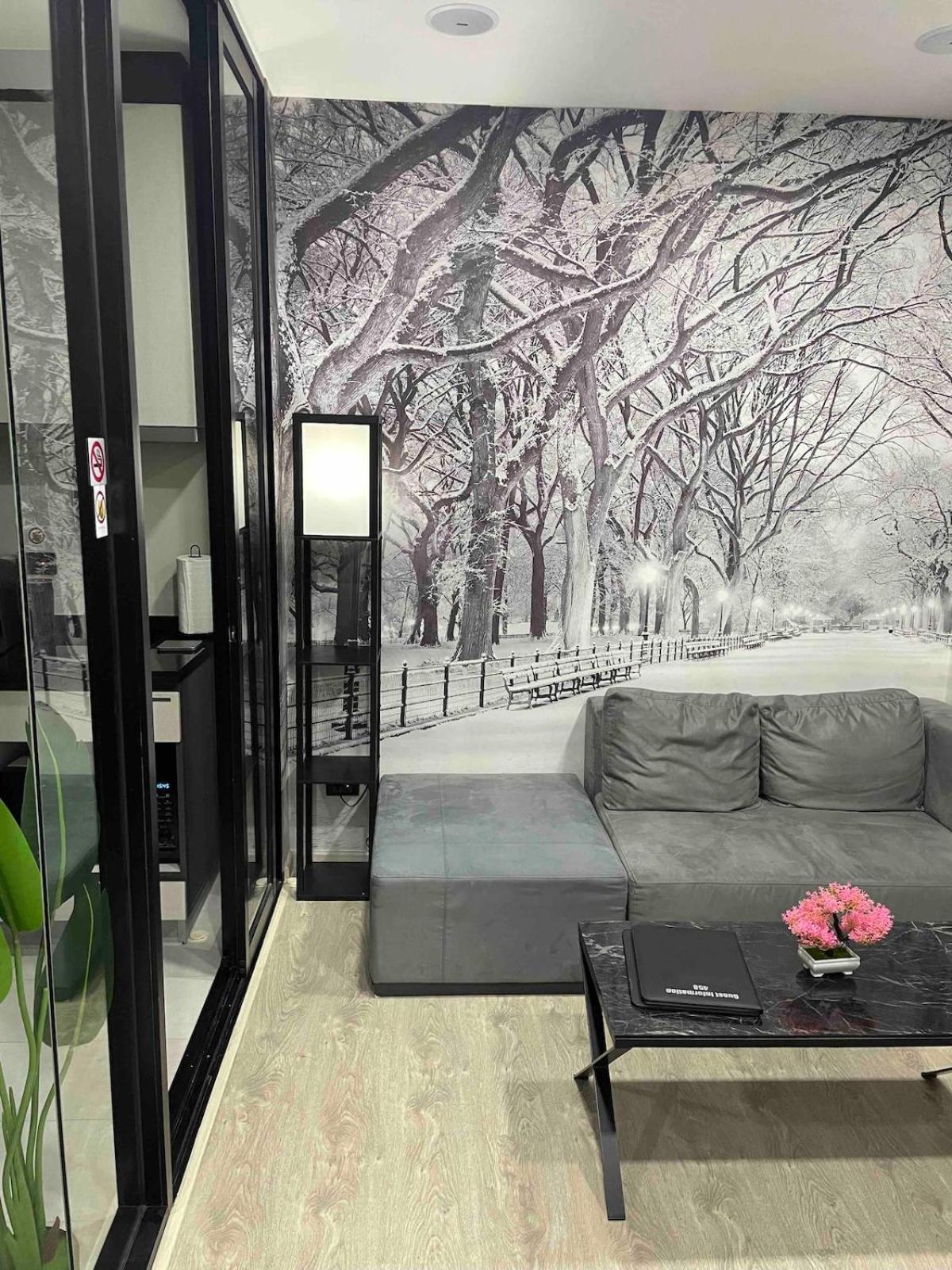 Base Perfect Spot Seaview 23 Floor Apartment
