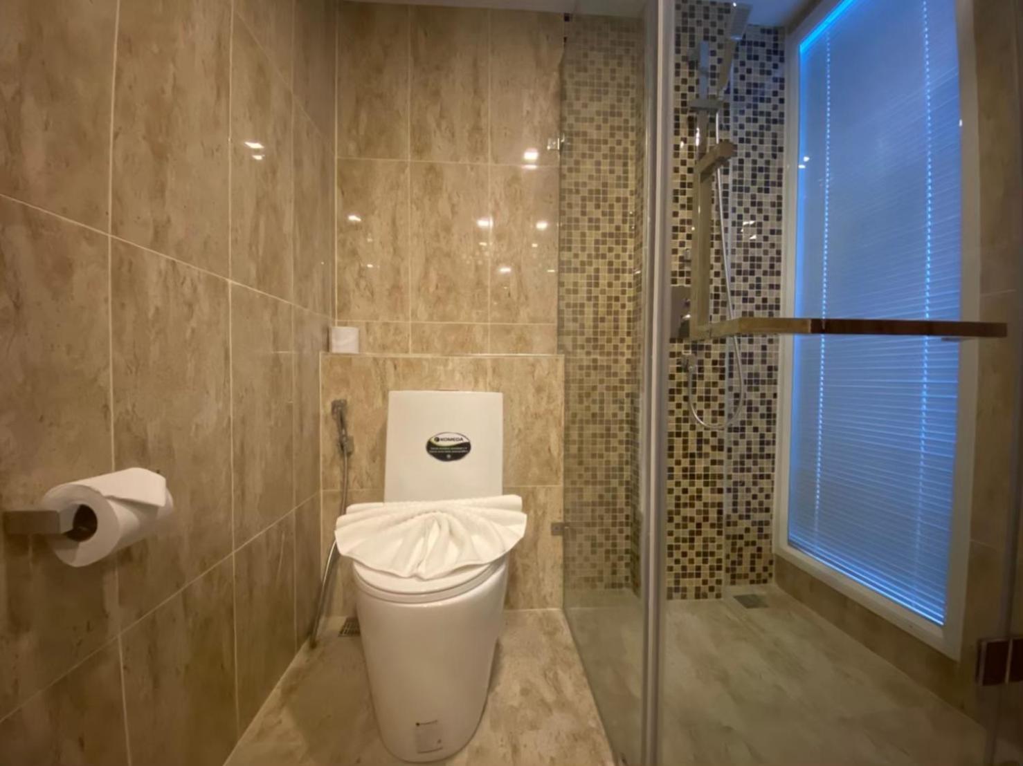 Apartment Grand Avenue Suites X Monthstayz Thailand Pattaya