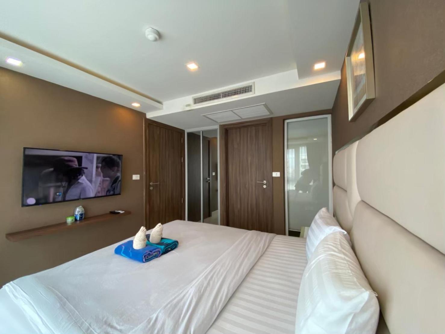 Apartment Grand Avenue Suites X Monthstayz Thailand