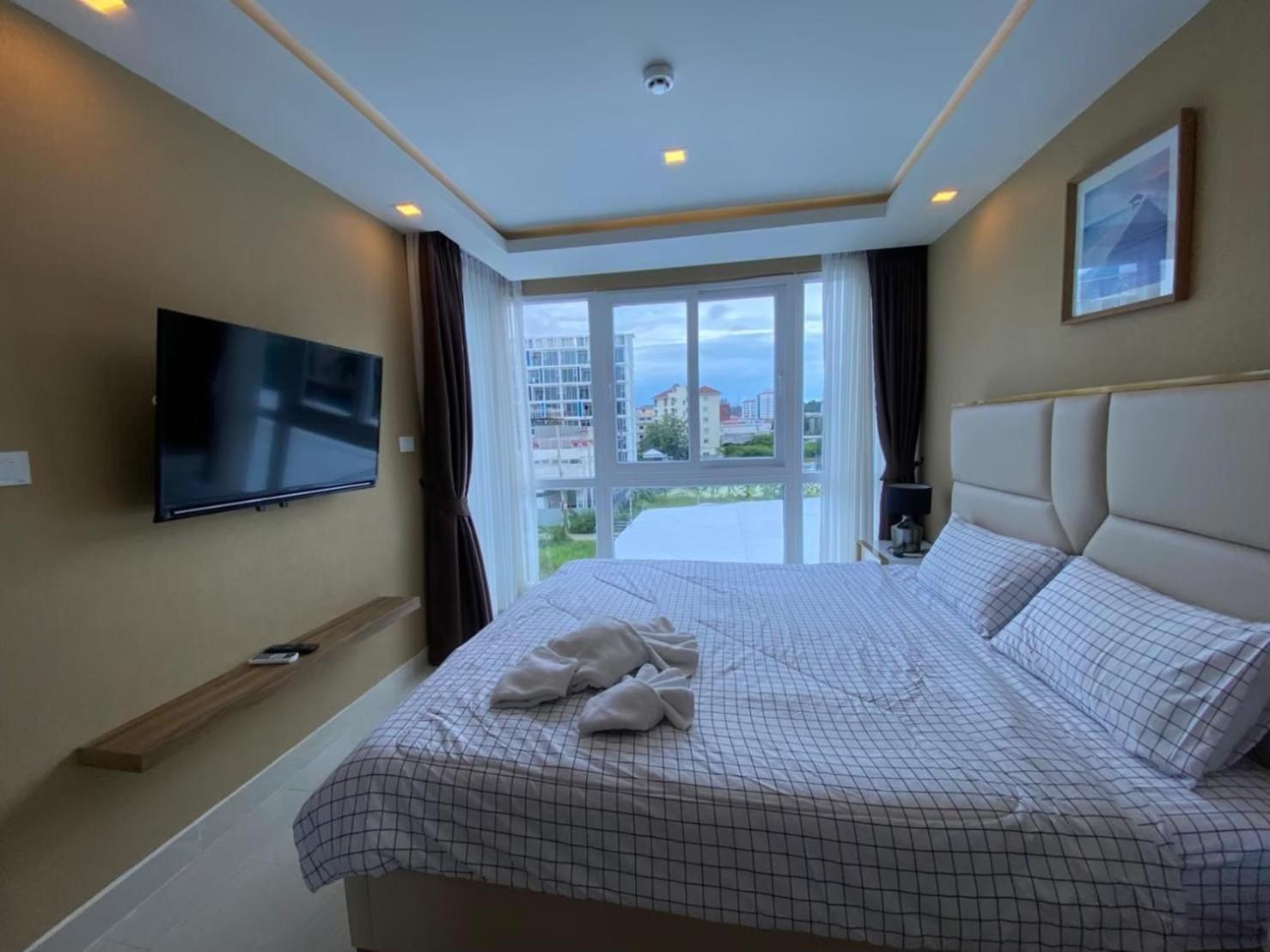 Grand Avenue Suites X Monthstayz Thailand Apartment Pattaya
