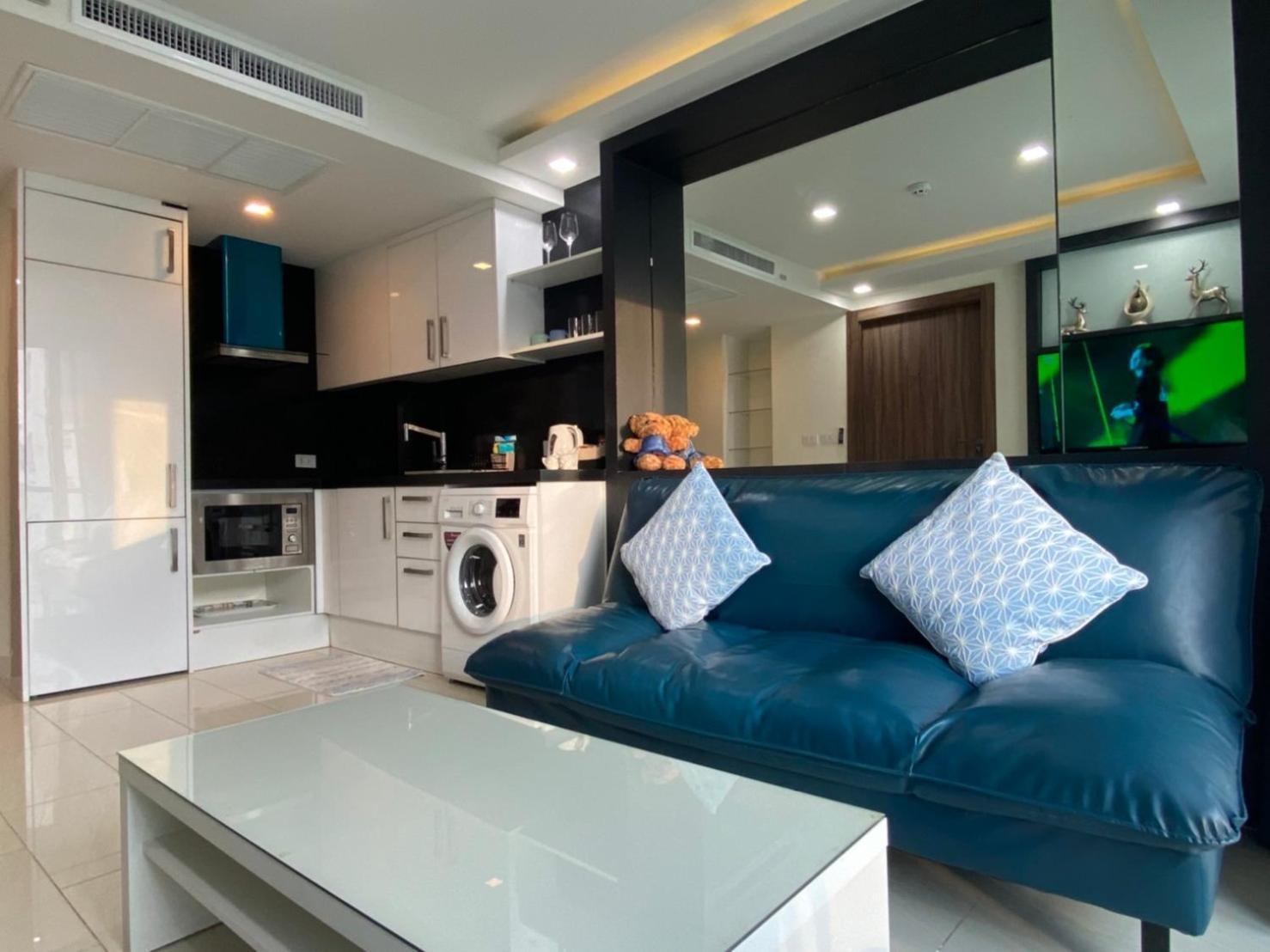 Apartment Grand Avenue Suites X Monthstayz Thailand Pattaya