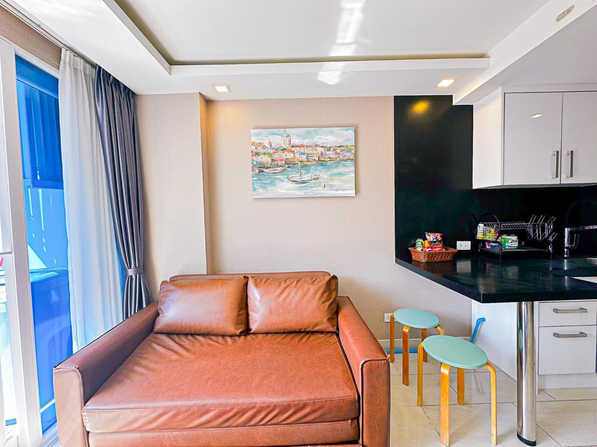 Grand Avenue Suites X Monthstayz Thailand Apartment Pattaya