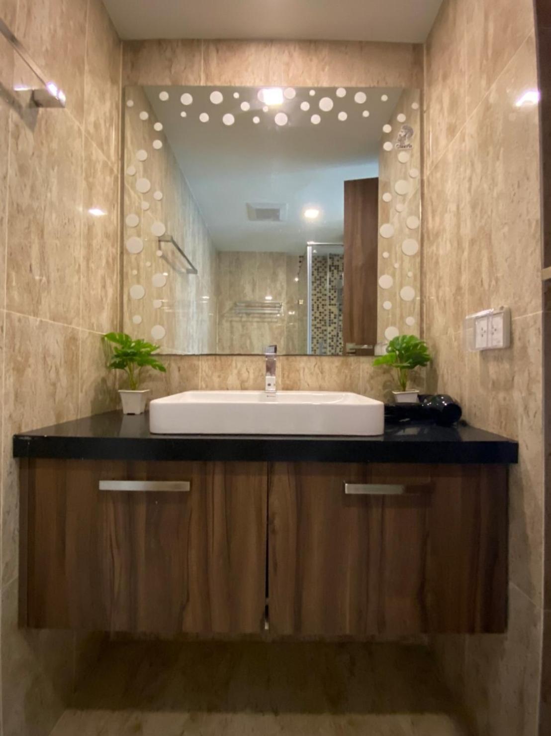 Apartment Grand Avenue Suites X Monthstayz Thailand Pattaya