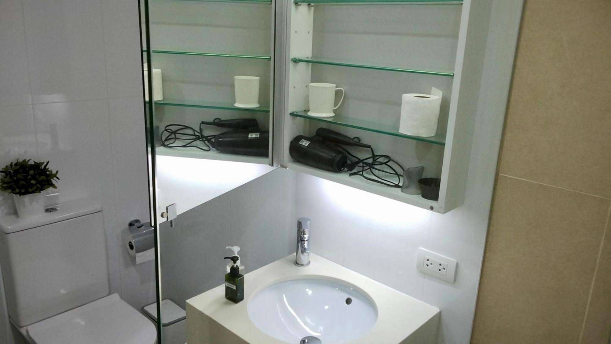 Southpoint Guestroom
