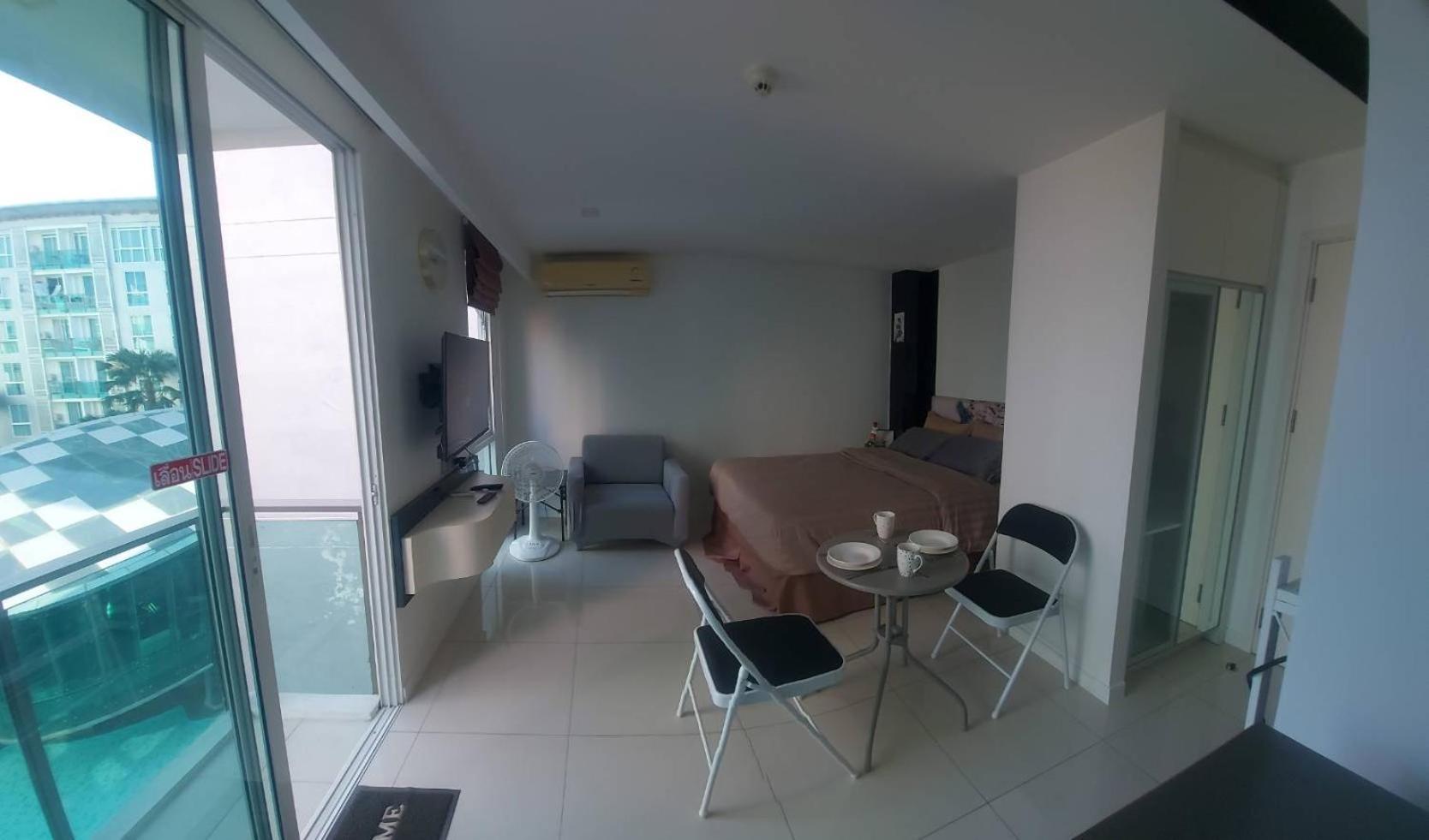 Studio-pool View - C1 Ccr Apartment