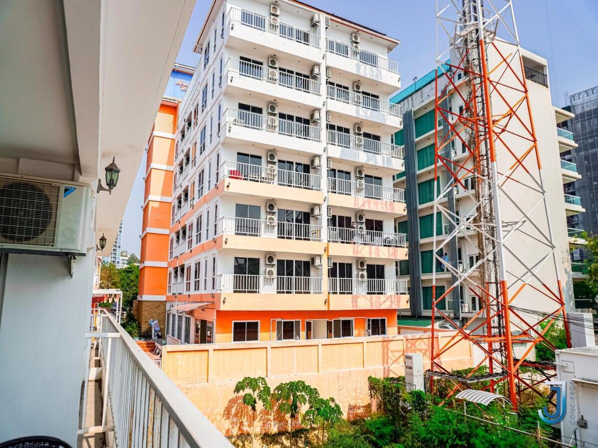 Apartment Seaside Serenity In Pattaya