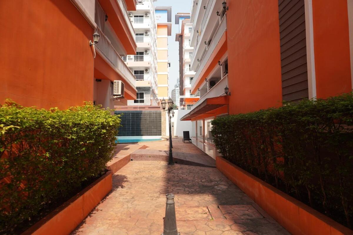 Apartment Seaside Serenity In Pattaya