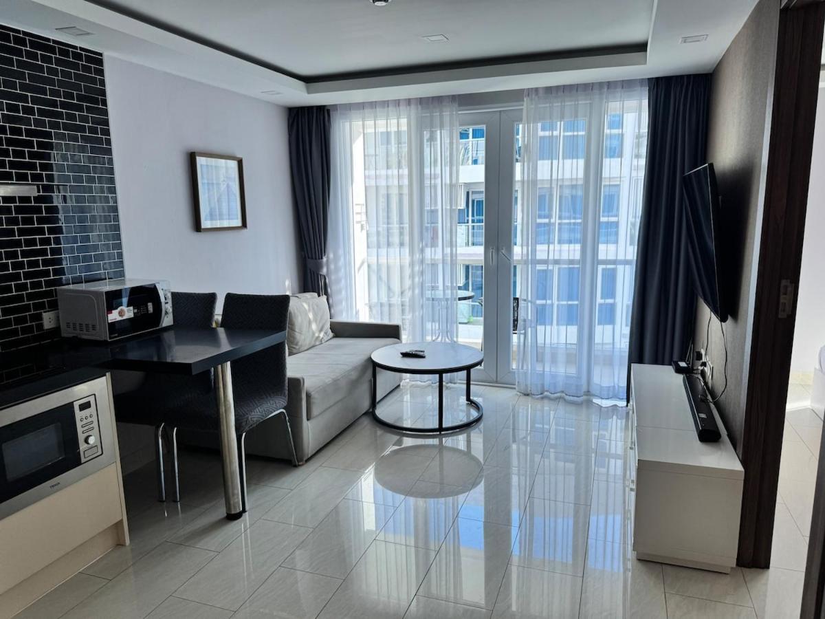 Grand Avenue 1br Pool View Smart Tv Wifi 6th Floor