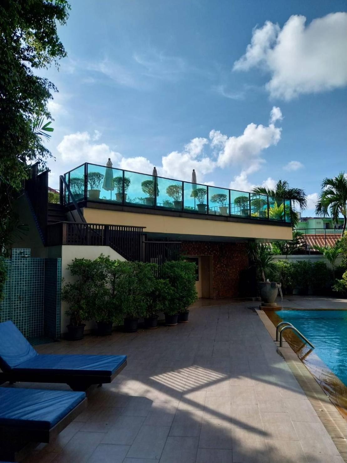 Hotel Golden 3*