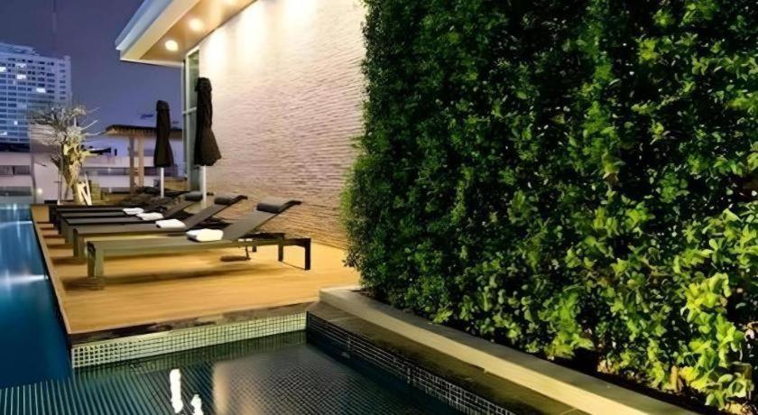 Hotel Seven Zea Chic