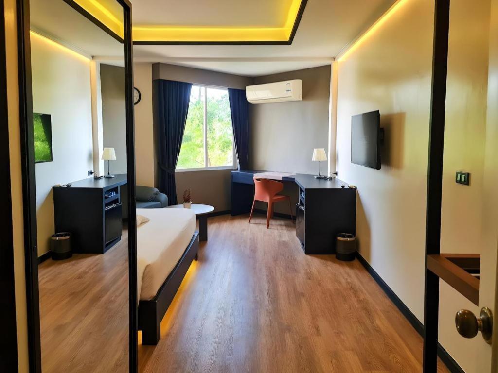 Prs By Sojourn Hotel