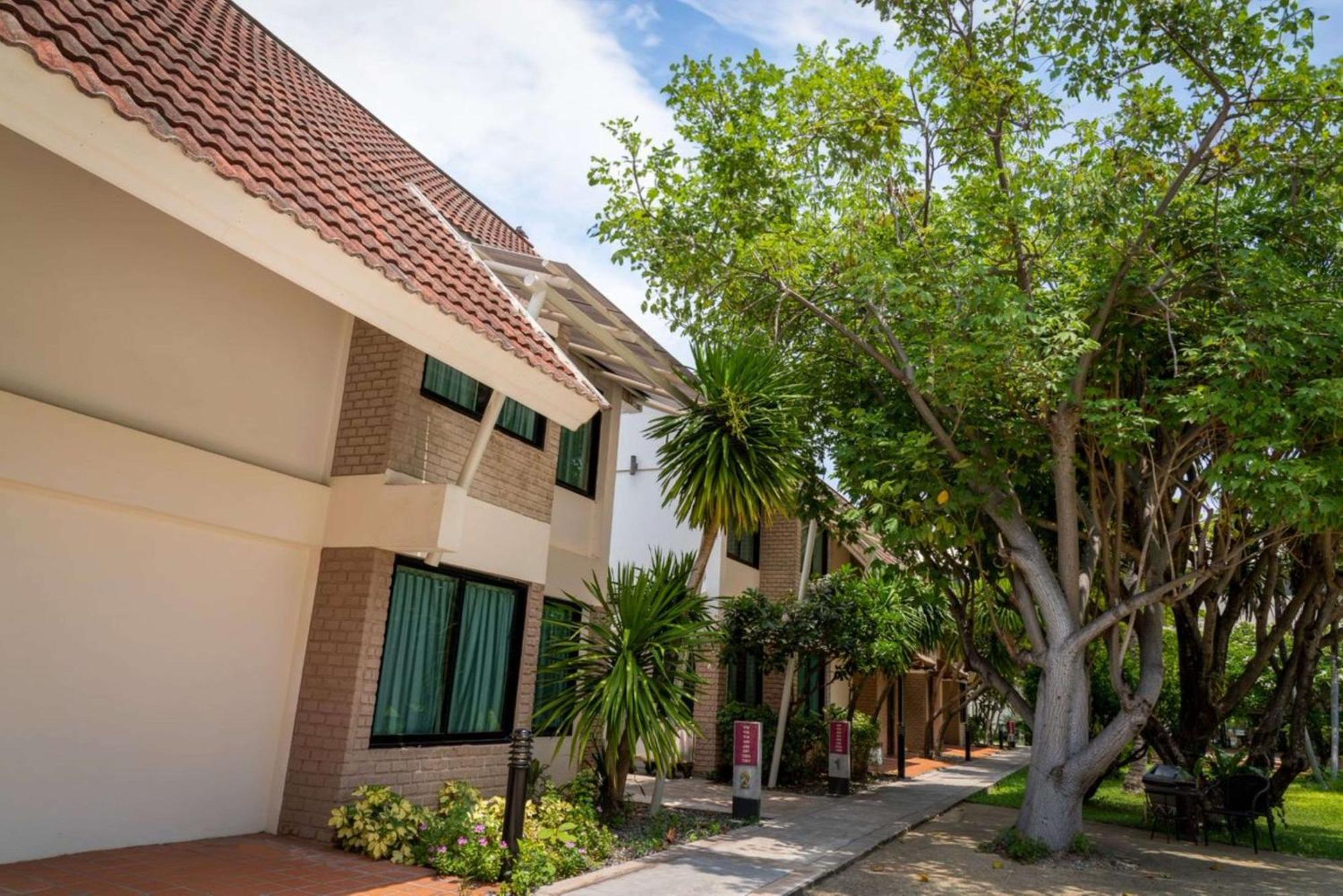 Tropicana Tempat peranginan