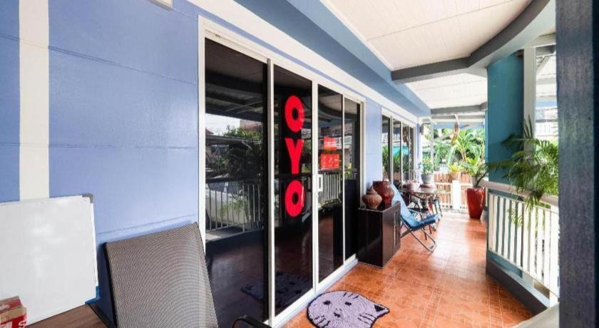 Hotel Oyo 1157 Ploy Pailin Place