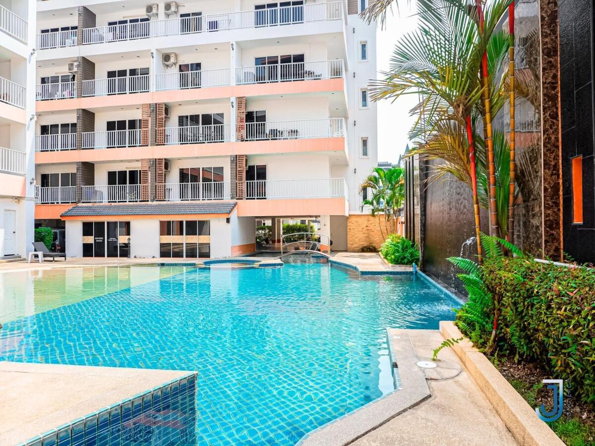 Bright With View Of Pattaya