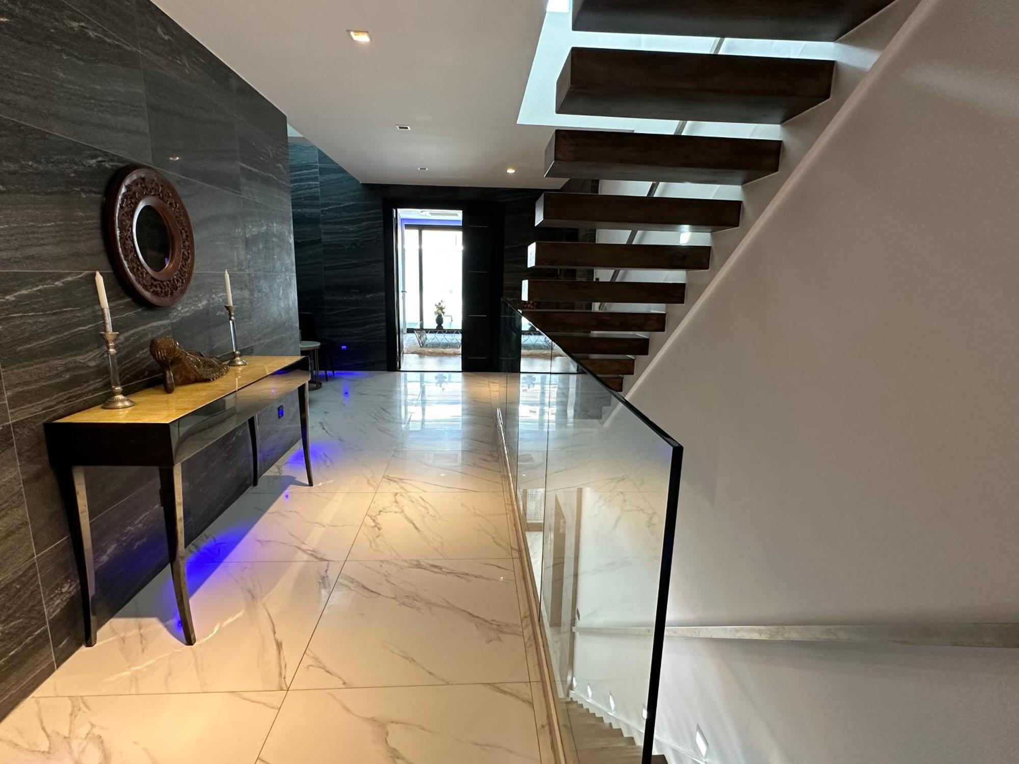 Near & Walk Street Luxury Villa