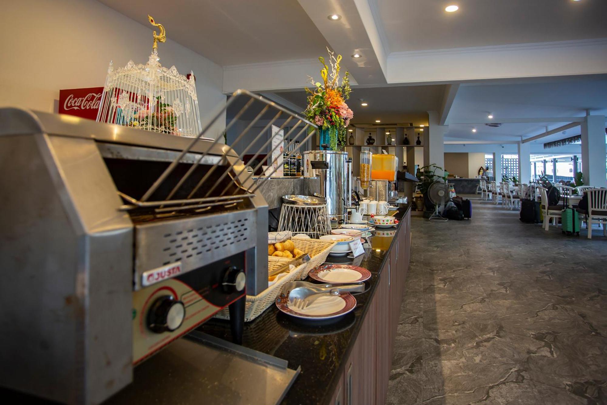 Sabai Sabana Hotel 4*