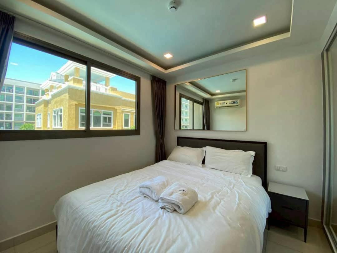 Acadia Continental South By Snap Hosting Pattaya
