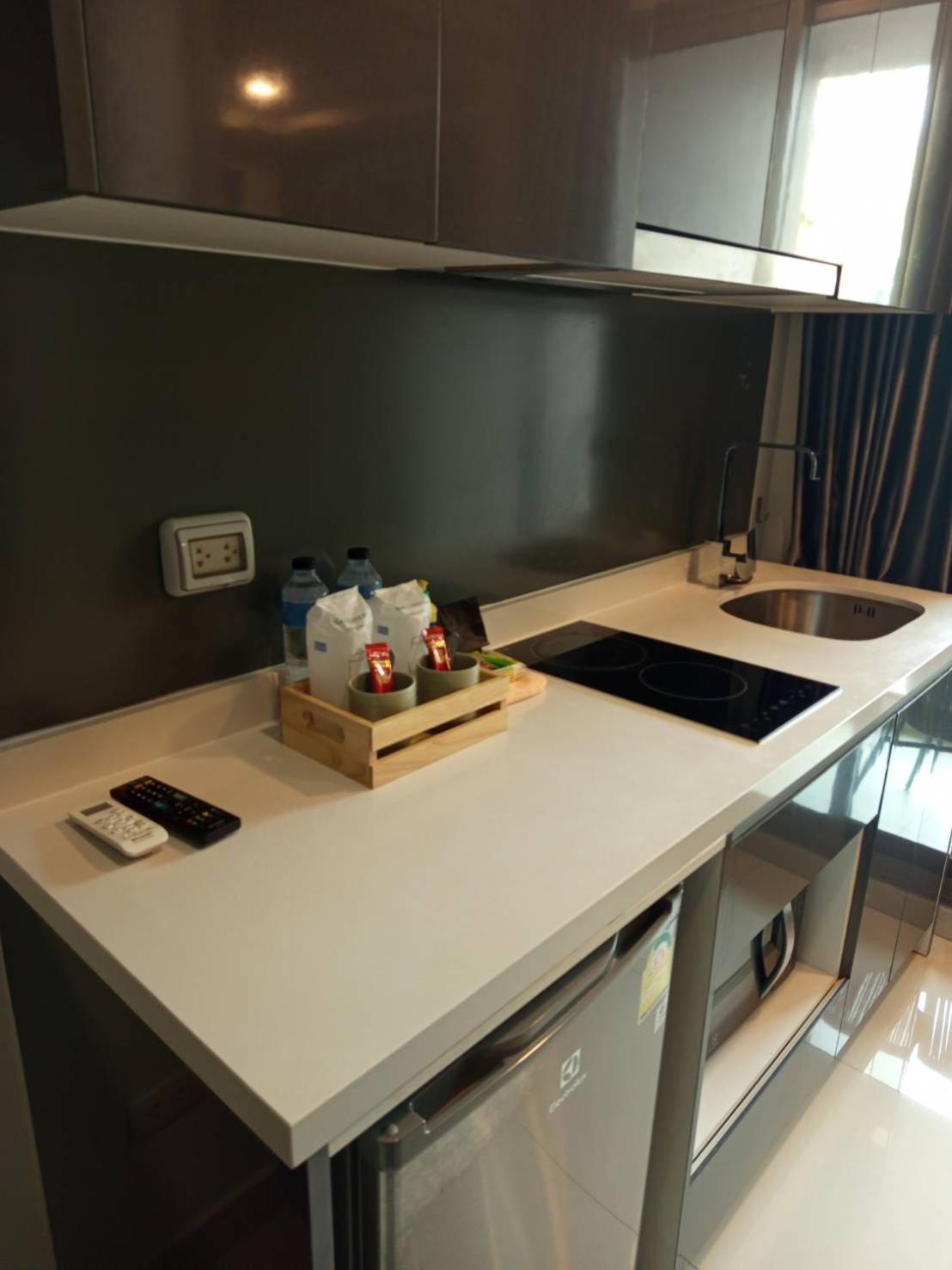 Acadia Continental South By Snap Hosting * Pattaya