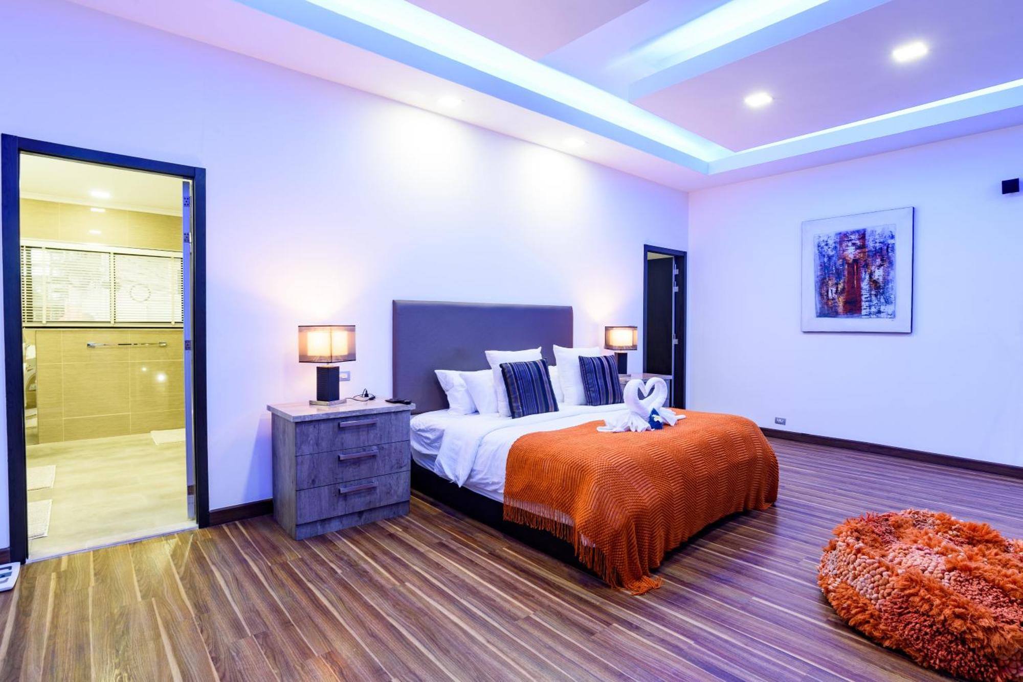 900m2 Near Walkstreet Luxury Pool