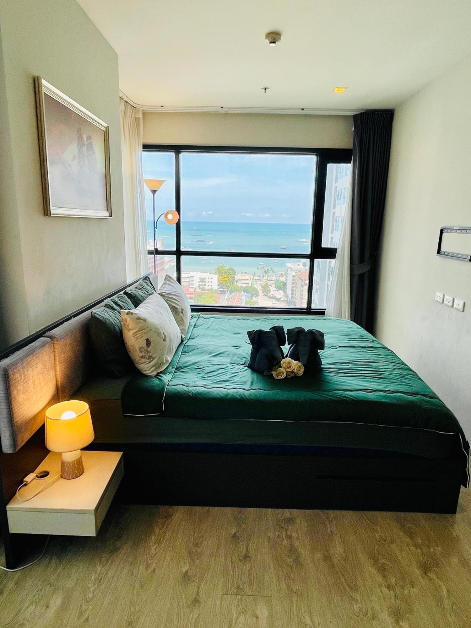 The Base 2 Bed 2 Bath By Pupu *