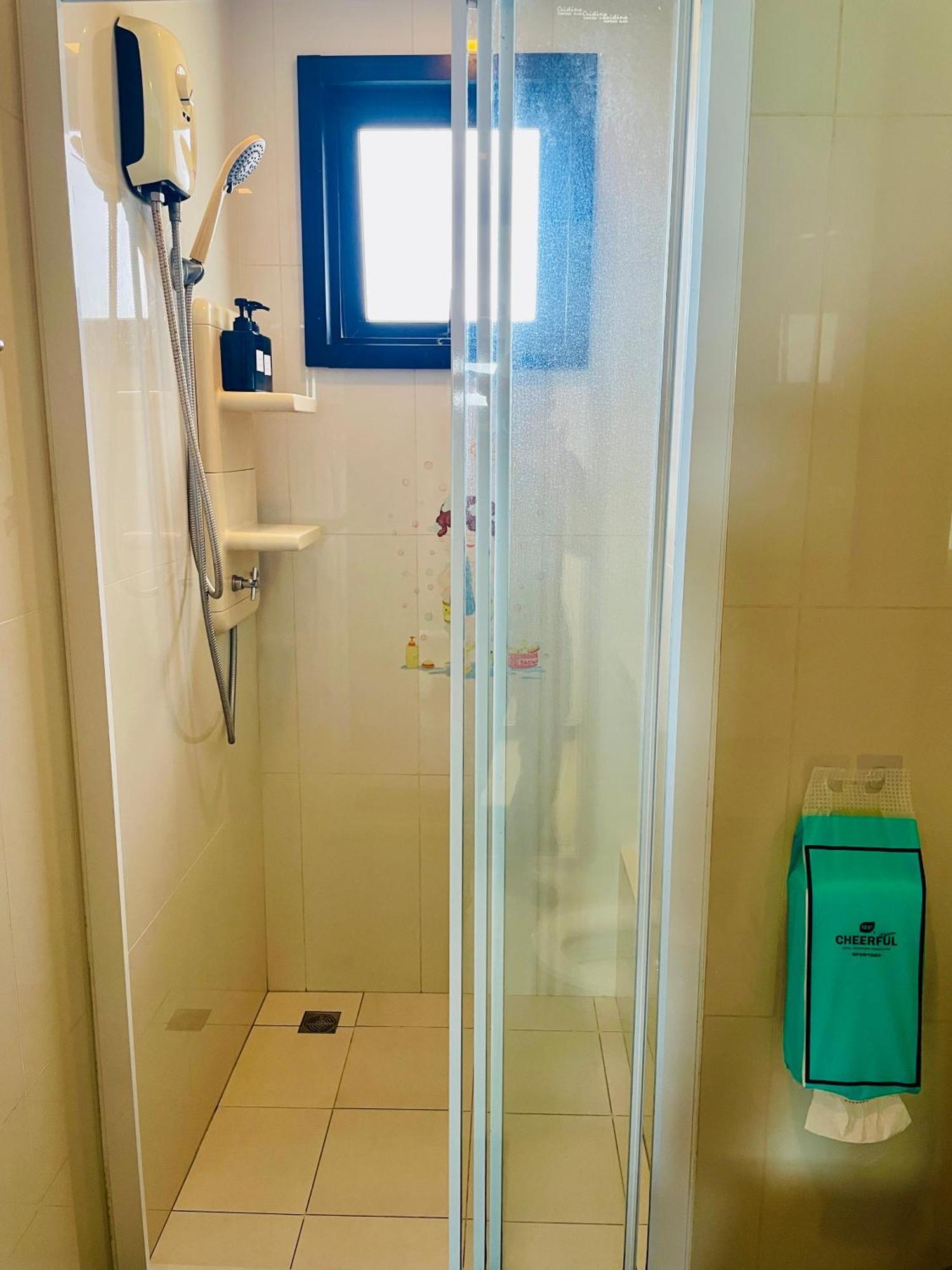 Apartment The Base 2 Bed 2 Bath By Pupu