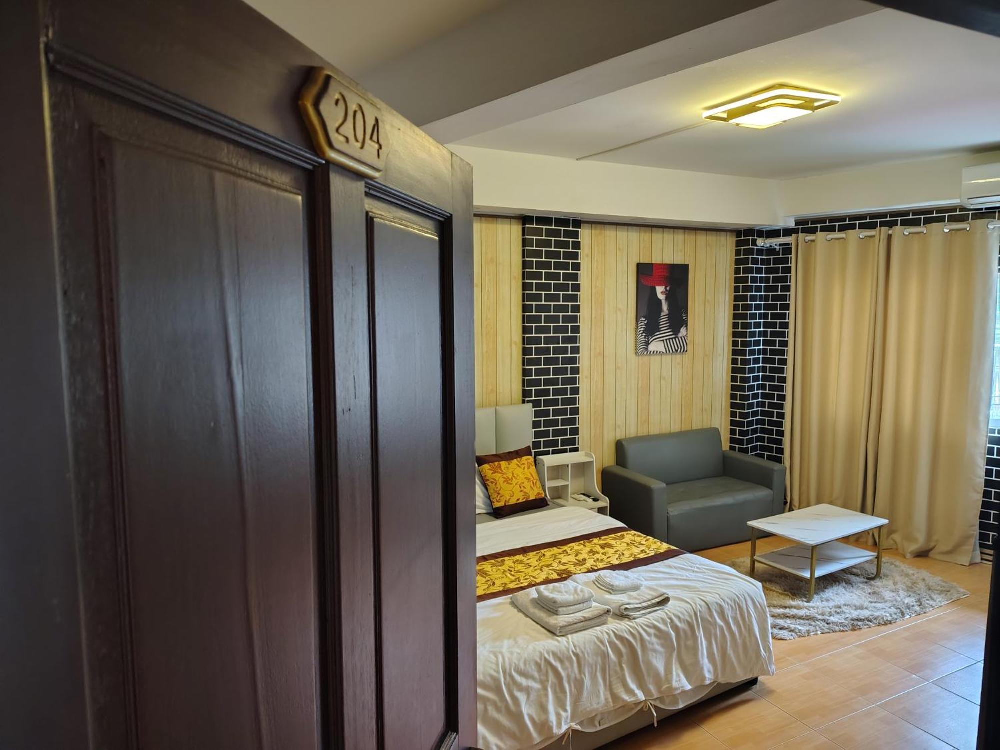 Priory Hillside Hotel 2*