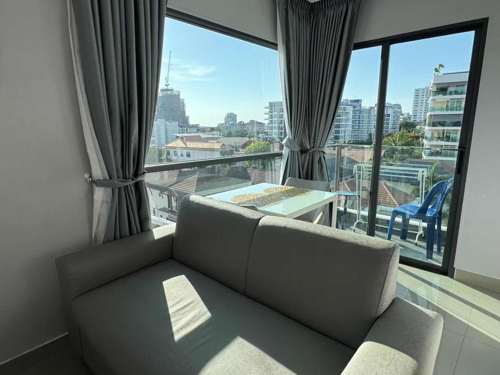 Siam Star Selected Apartment