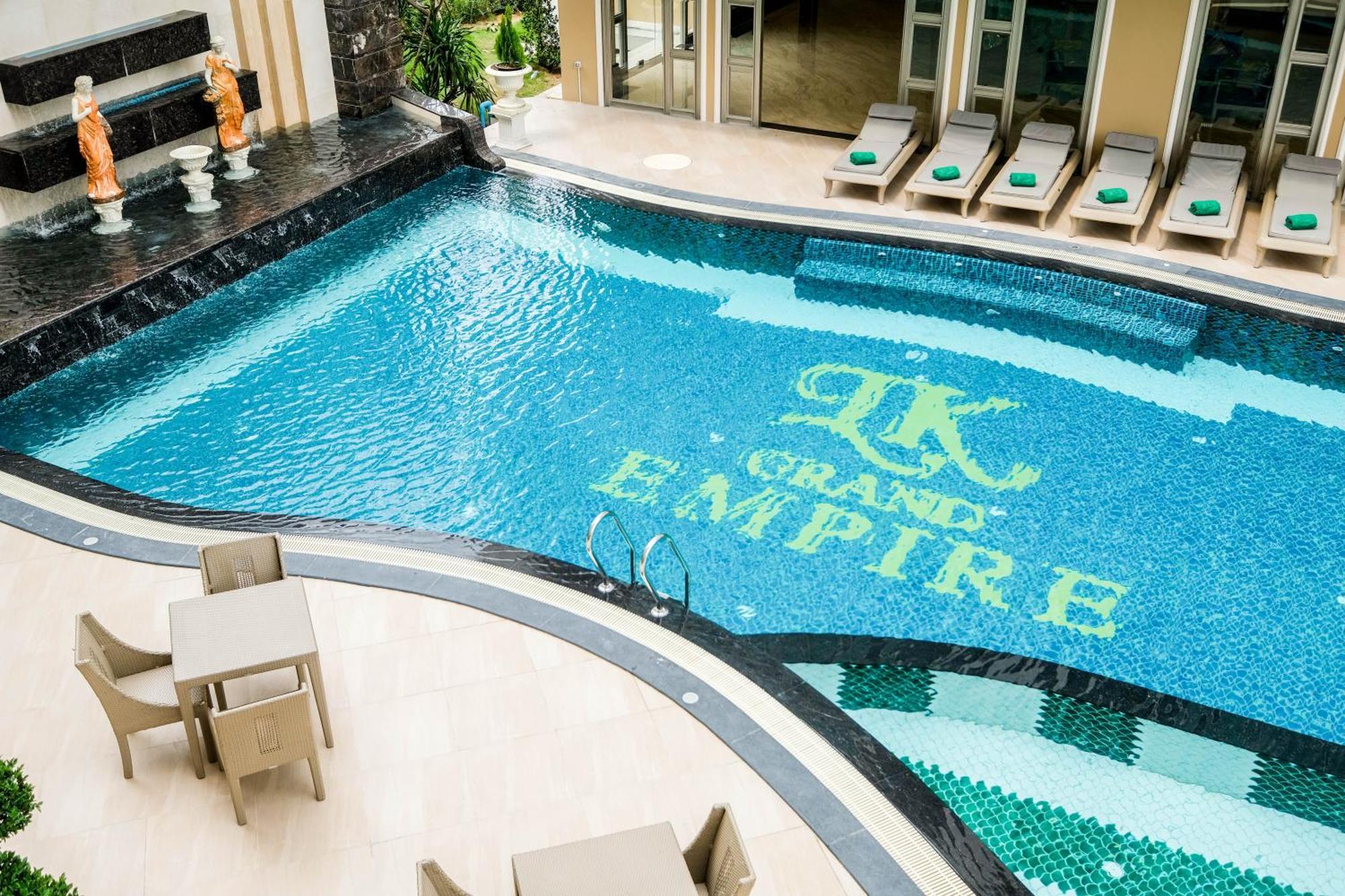 Lk Grand Empire Hotel Pattaya