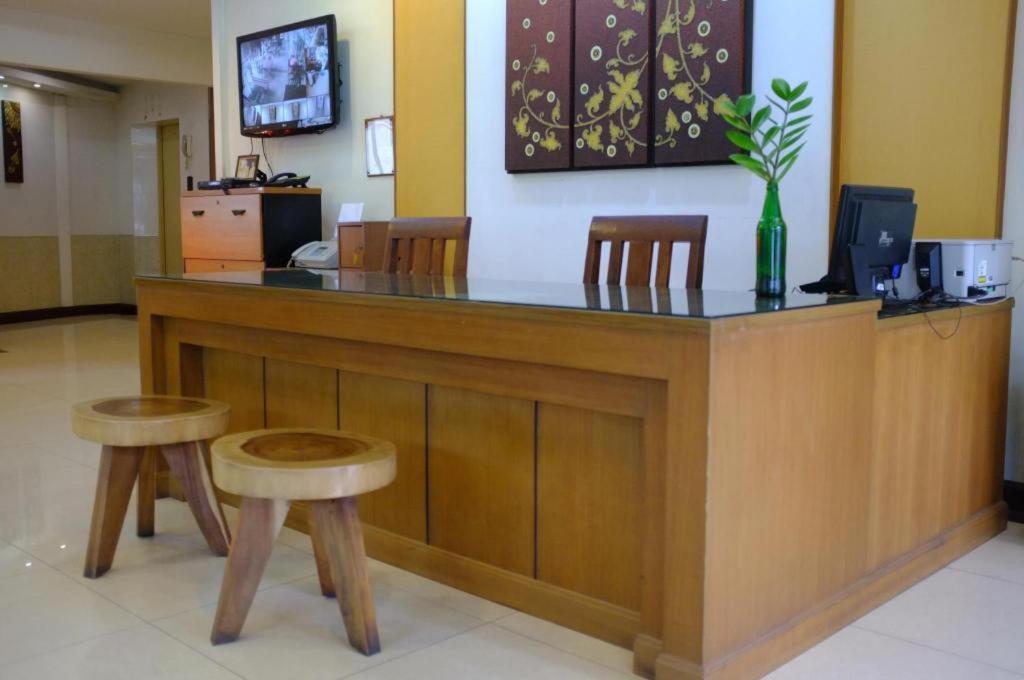V Style North Hotel