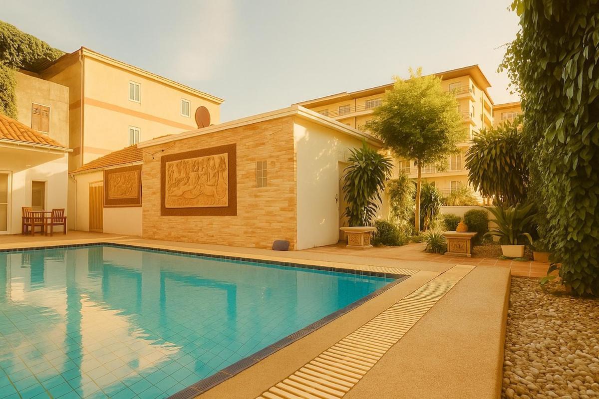 Tropical Private Villa Pattaya