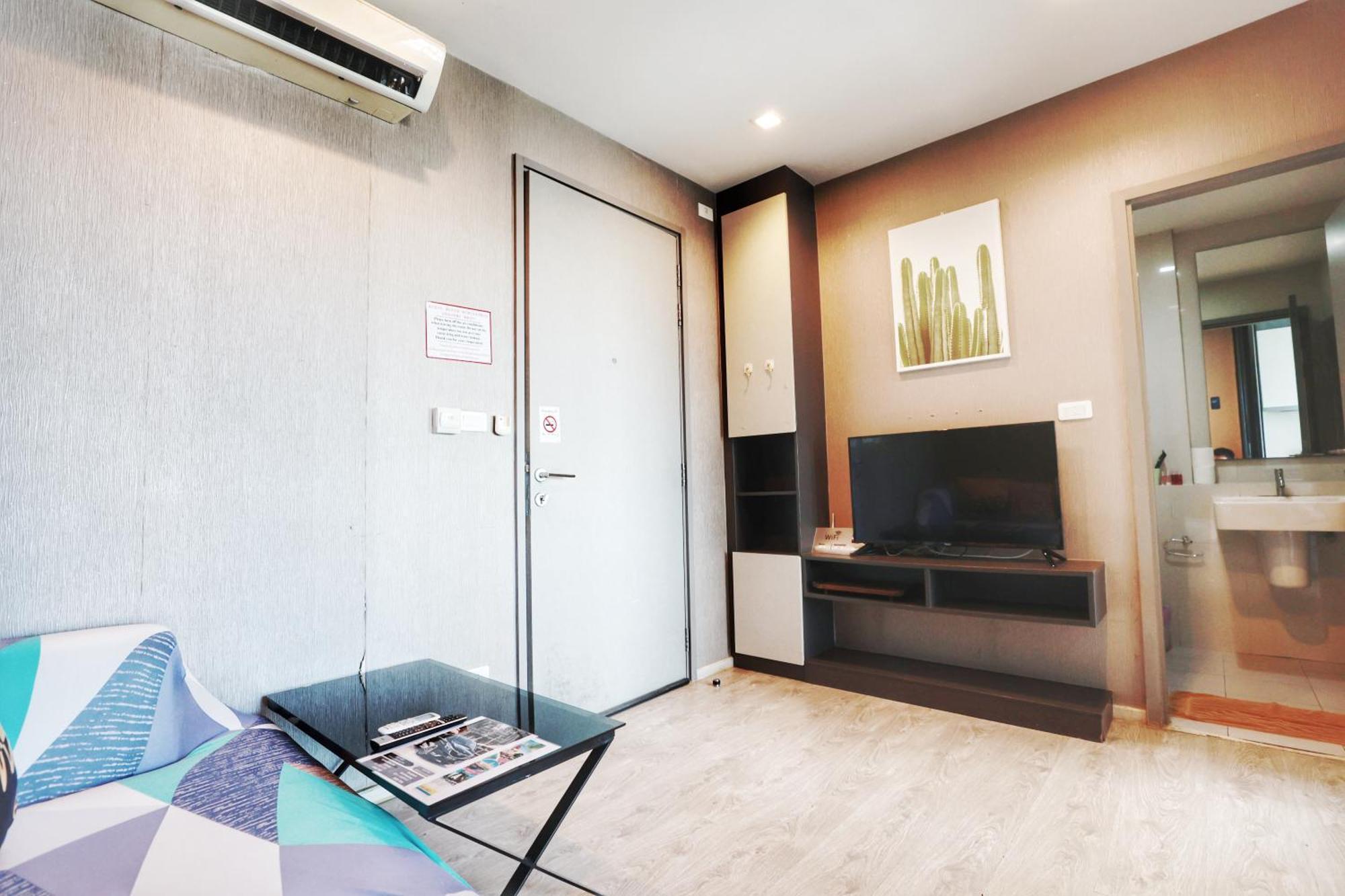 Apartment The Base Pattay Cd Pattaya