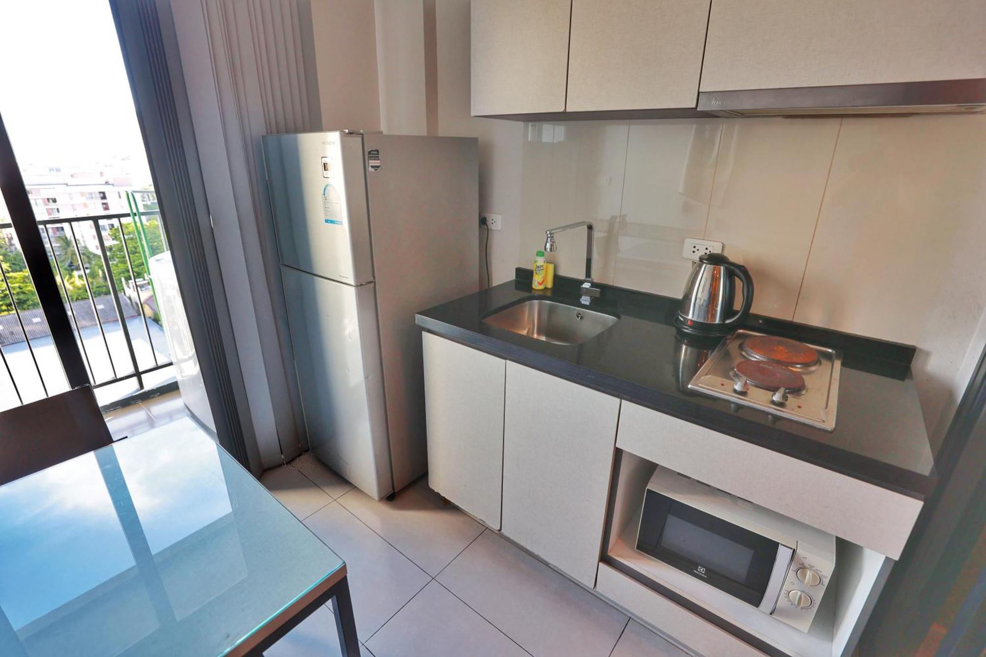 The Base Pattay Cd Apartment