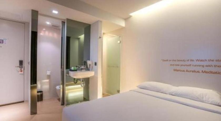 Hotel Mood 3*