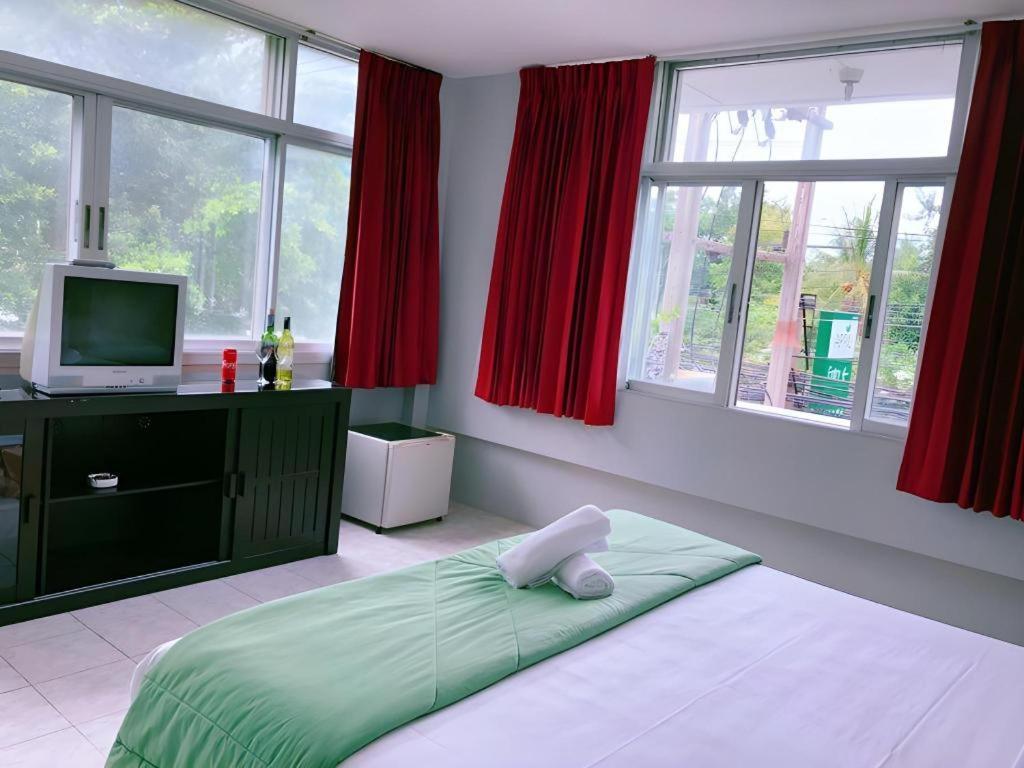 Fnb Hotel