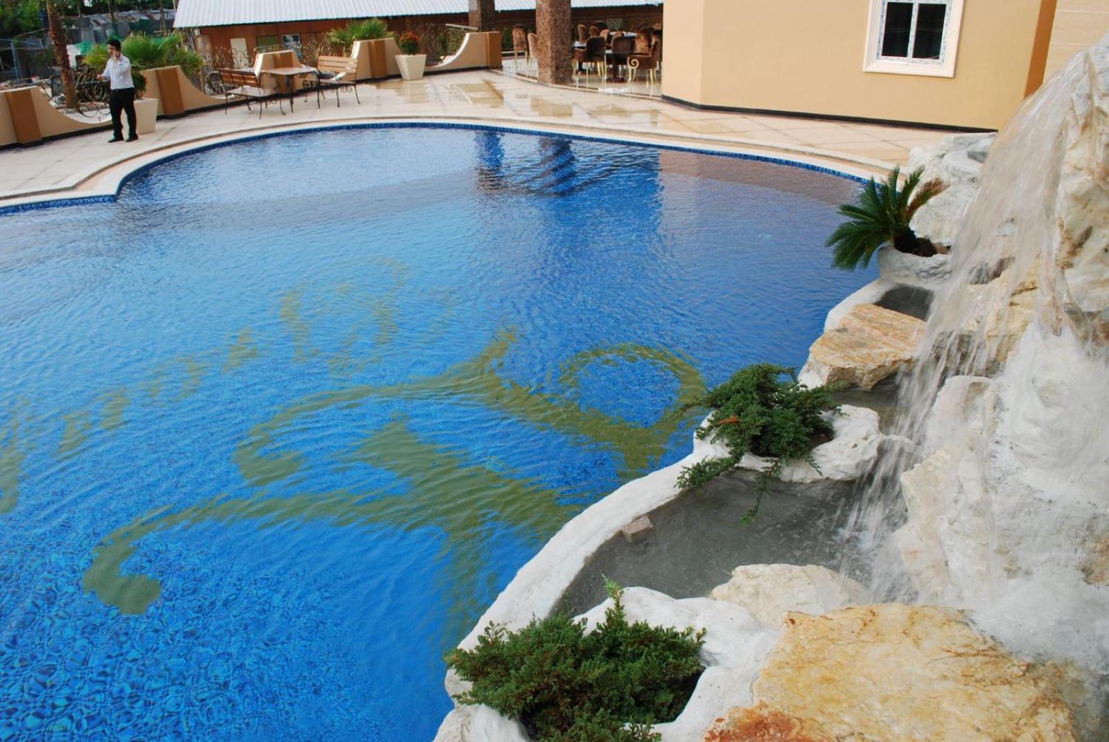 Lk Grand Living Place 4*