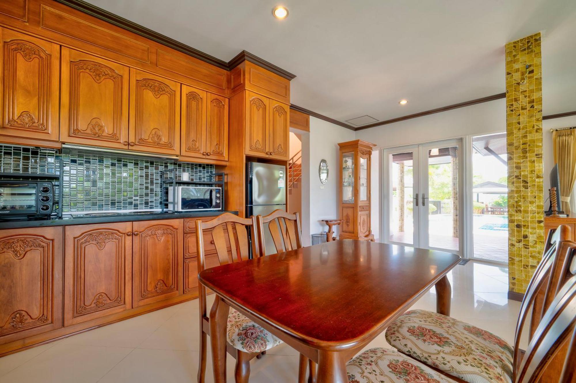 Villa Nautica - Unique Boathouse 4br Pool *